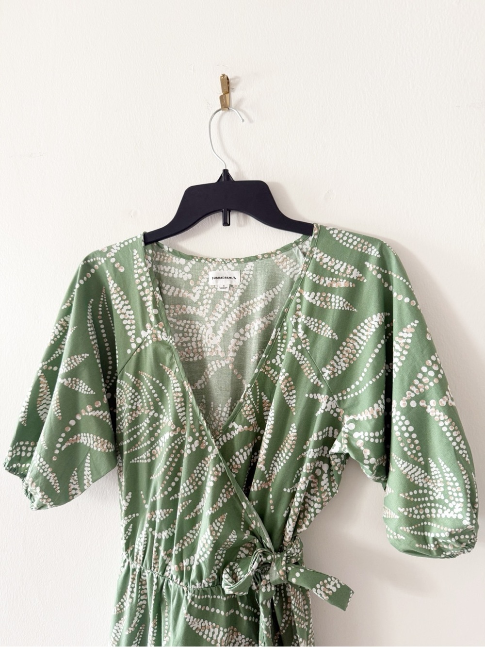 Summersalt The Coastal Poplin Puff-Sleeve Wrap Midi Dress in Green Size Medium - Picture 4 of 6